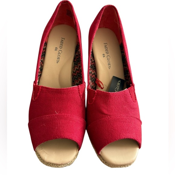 Faded Glory Red Espadrille Wedges | Size 6.5 | New| Peep toe - Picture 1 of 5